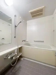 サンパーク高岳駅前