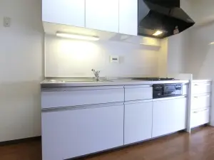 ロワ・ヴェール岡本