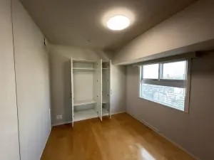 ファーストリアルタワー新宿