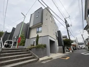 世田谷区深沢一丁目戸建
