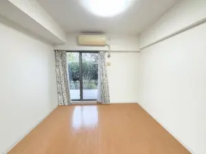 インプレスト横濱鶴ヶ峰ＥＡＳＴ