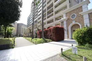 レイディアントシティ向ヶ丘遊園イタリア街区