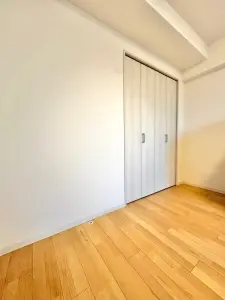 プラウド南小泉