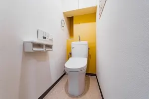 温水洗浄便座付きトイレ
