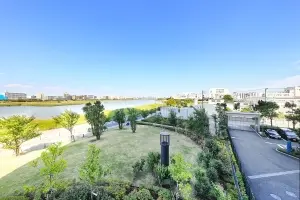 リヴァリエＣ棟