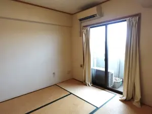 センチュリー・リバーサイド