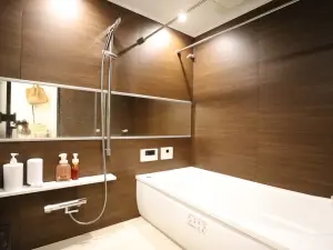 ディーグラフォート大阪Ｎ．Ｙ．タワーＨＩＧＯＢＡＳＨＩ