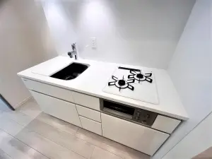 グリル、2口コンロ付きキッチン