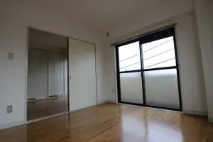 ライオンズマンション国立第五