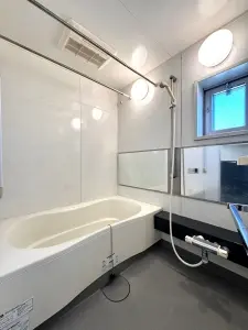 ファミリア－レ八熊通