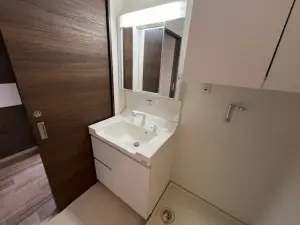 ライオンズマンション中央