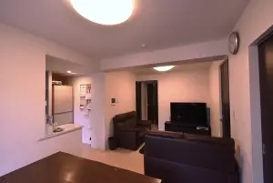 モンレーヴ府中南