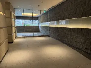 エントランスホール