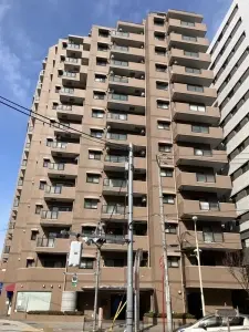 モリス日暮里駅前