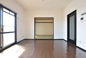 ライオンズマンション植田ヒルズイーストタワー