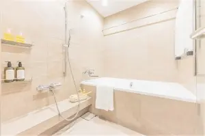 タイル仕上げが映える上質空間