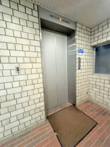 クレール六本木