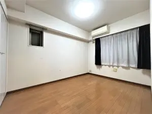 グローリオ西新井