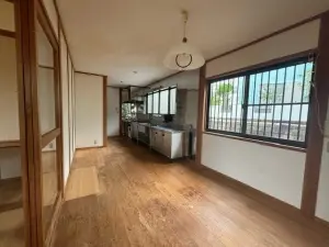 鎌倉市七里ガ浜東３丁目戸建