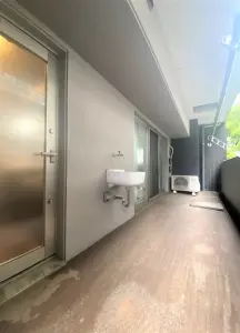 プレサンスロジェ栄