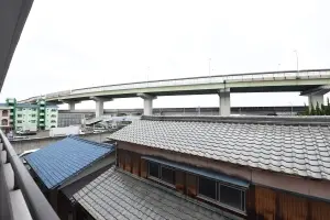 プルミエール勝川２