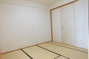 サーパス泉が丘通り