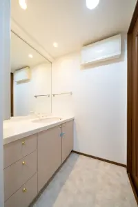 グローサス朝霞台