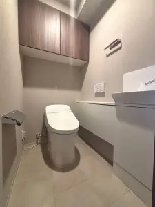 プレミスト茶屋ヶ坂駅前