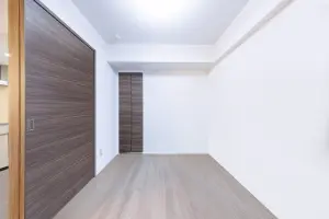 カワサキ・ミッドマークタワー