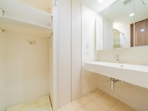 グラーサ銀座イースト