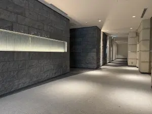 エントランスホール