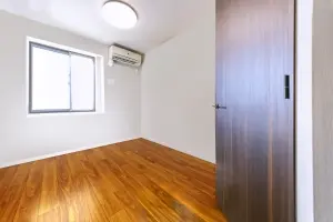 ＧＬＯＢＡＬ　ＦＲＯＮＴ　ＴＯＷＥＲ