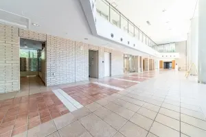 ライオンズマンションセントワーフ横濱