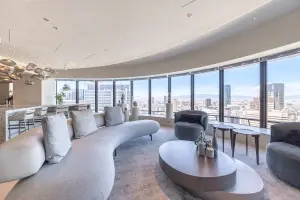 Ｂｒｉｌｌｉａ　Ｔｏｗｅｒ　堂島