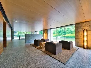 赤坂タワーレジデンス　トップ　オブ　ザ　ヒル