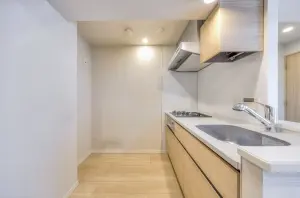 グローリオ新宿夏目坂