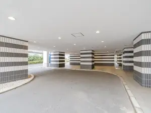 Ｗ　Ｃｏｍｆｏｒｔ　Ｔｏｗｅｒｓ　ＷＥＳＴ