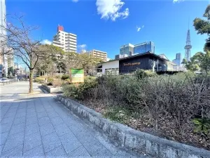 サンパーク高岳駅前