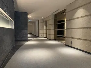 エントランスホール