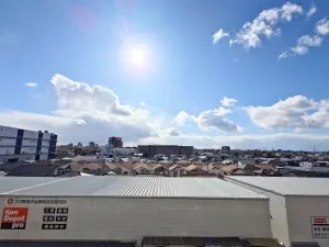 リーデンススクエア八田