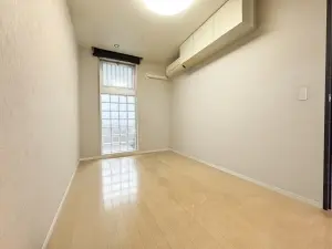 キャピタルマークタワー