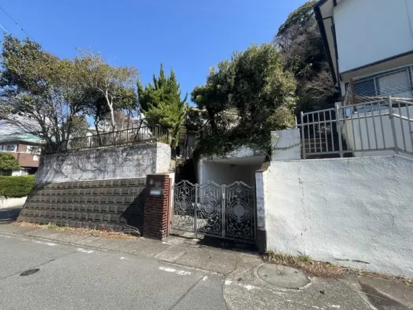 鎌倉市今泉台2丁目　古家付土地