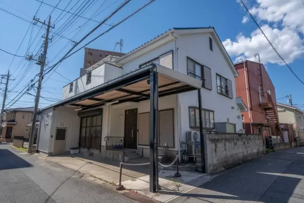 草加市両新田東町　古家付き土地