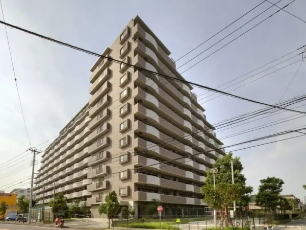 ファミール市川ガーデンプラザ・ウエスト
