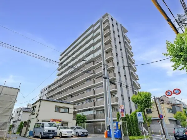 プレサンスロジェ町屋