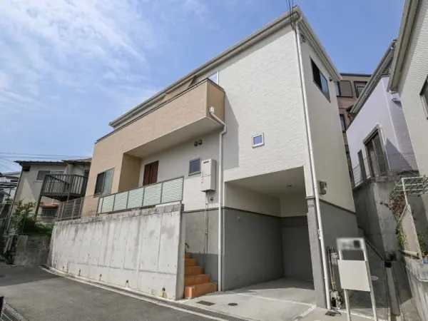 豊中市春日町二丁目　中古戸建