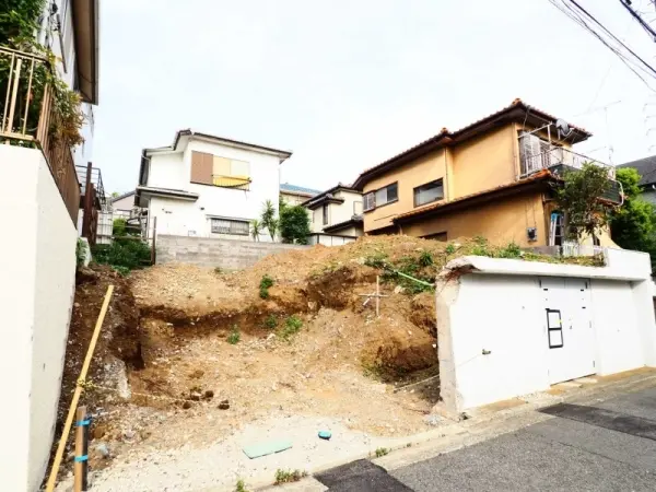 横浜市青葉区新石川4丁目　土地