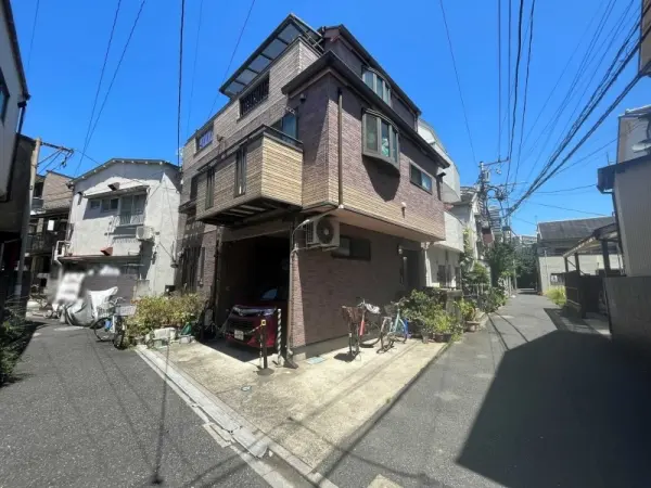 荒川4丁目借地権付き戸建