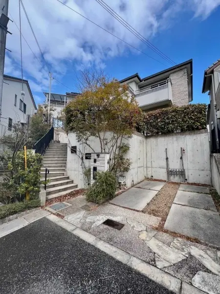 奈良市富雄北二丁目 中古戸建