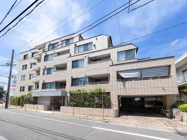 グラーサ学芸大学
